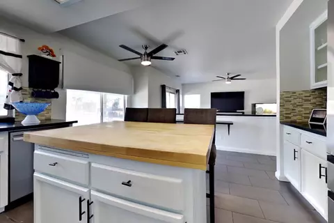 Kitchen - 1219 Mohr Cir, Manteca, CA 95337 photo 7 of 11