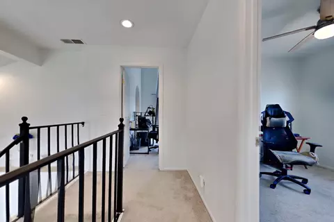 Entry Way - 1219 Mohr Cir, Manteca, CA 95337 photo 15 of 17