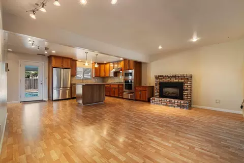 Living - 1625 Fernandes St, Modesto, CA 95355 photo 5 of 5