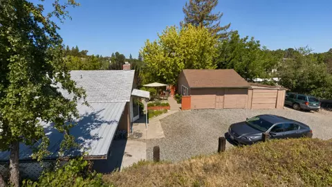 Exterior - 7509 Winter Ln, Placerville, CA 95667 photo 2 of 6