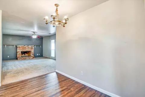 Living - 300 Brian Ln, Turlock, CA 95382 photo 3 of 5