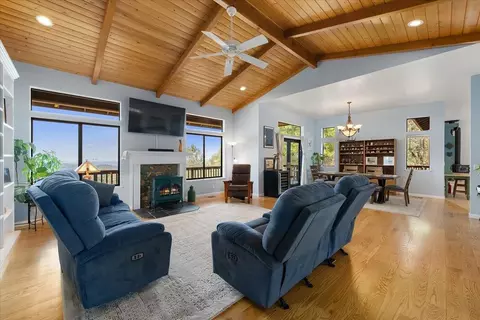 Living - 7410 White Oak Dr, Placerville, CA 95667 photo 4 of 5