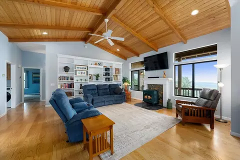 Living - 7410 White Oak Dr, Placerville, CA 95667 photo 2 of 5