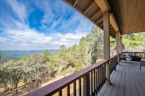 Exterior - 7410 White Oak Dr, Placerville, CA 95667 photo 8 of 15