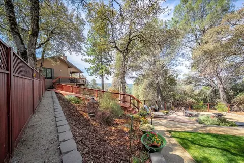 Exterior - 7410 White Oak Dr, Placerville, CA 95667 photo 15 of 15
