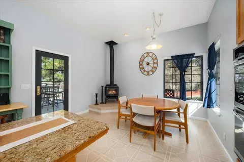 Dining - 7410 White Oak Dr, Placerville, CA 95667 photo 3 of 4