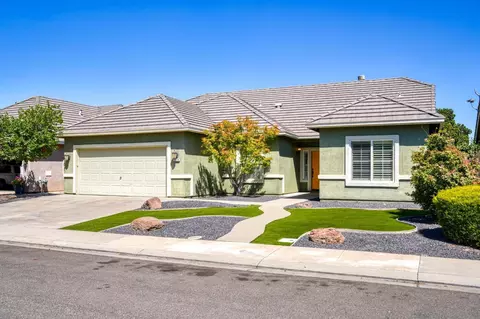 Exterior - 3529 Isabella Dr, Modesto, CA 95355 photo 2 of 10