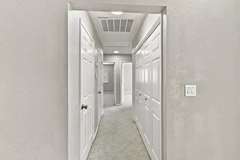 Entry Way - 5905 Lucinda Ln, Carmichael, CA 95608 photo 3 of 3