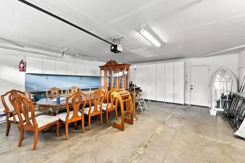 Dining - 5905 Lucinda Ln, Carmichael, CA 95608 photo 1 of 1
