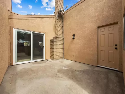 Exterior - 607 Brandywine Dr, Lodi, CA 95240 photo 7 of 9