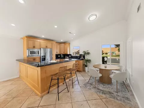 Kitchen - 607 Brandywine Dr, Lodi, CA 95240 photo 2 of 6
