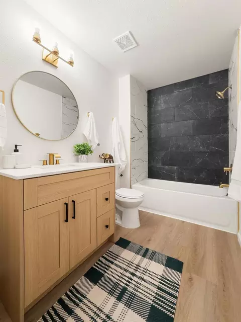 Bath - 607 Brandywine Dr, Lodi, CA 95240 photo 3 of 3