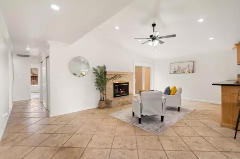 Living - 607 Brandywine Dr, Lodi, CA 95240 photo 1 of 8