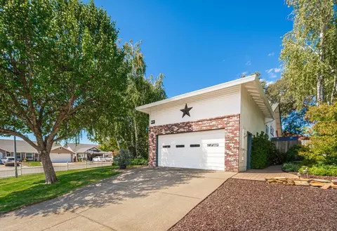Exterior - 105 Errin Pl, Jackson, CA 95642 photo 2 of 29
