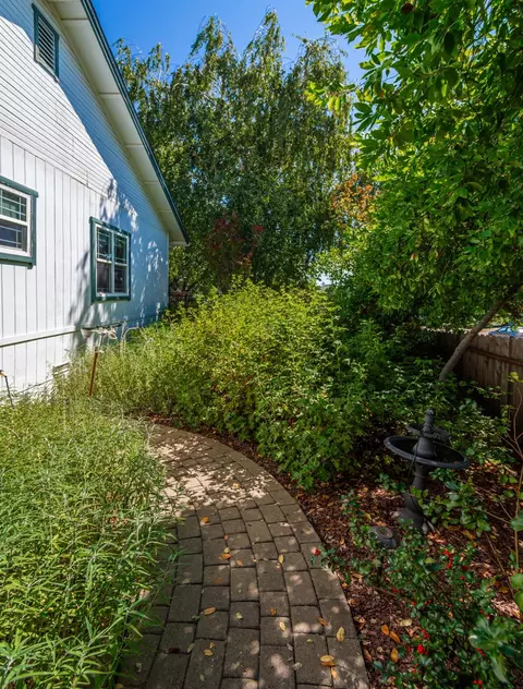Exterior - 105 Errin Pl, Jackson, CA 95642 photo 20 of 29