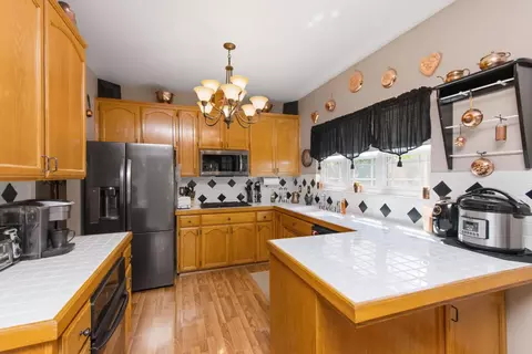 Kitchen - 105 Errin Pl, Jackson, CA 95642 photo 4 of 11