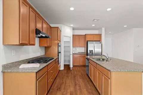 Kitchen - 2636 Glen Echo Ln, Manteca, CA 95336 photo 1 of 2