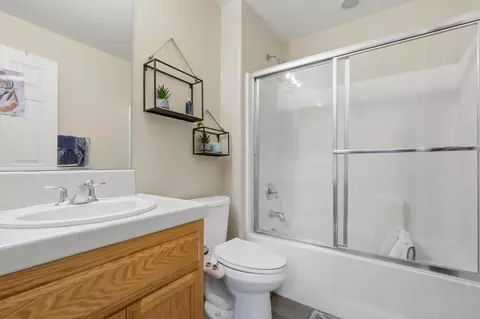 Bath - 9136 Ida St, Live Oak, CA 95953 photo 1 of 3