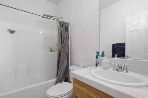 Bath - 9136 Ida St, Live Oak, CA 95953 photo 3 of 3