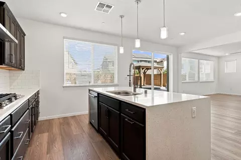 Kitchen - 2929 Penrose Ln, Lathrop, CA 95330 photo 2 of 3