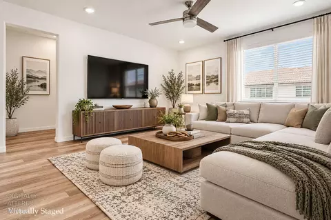 Living - 2929 Penrose Ln, Lathrop, CA 95330 photo 5 of 5