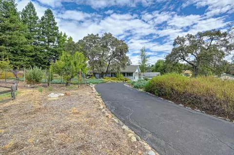 Exterior - 1523 Gamblers Ct, Cool, CA 95614 photo 7 of 36