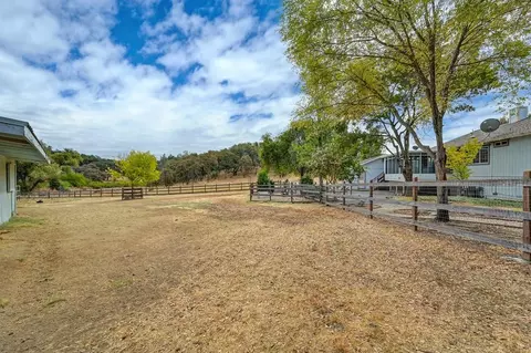 Exterior - 1523 Gamblers Ct, Cool, CA 95614 photo 29 of 36