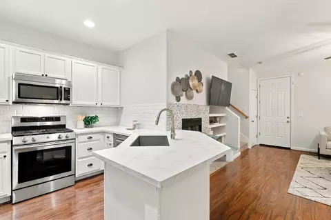 305 Dante Cir, Roseville, CA 95678