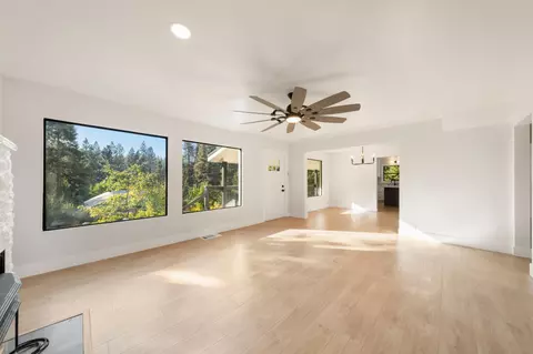 Living - 1648 2nd St, Arnold, CA 95223 photo 3 of 6