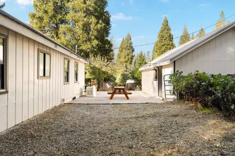 Exterior - 1648 2nd St, Arnold, CA 95223 photo 9 of 16