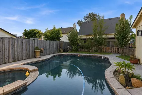 Exterior - 1820 Chesapeake Ave, Modesto, CA 95358 photo 15 of 16