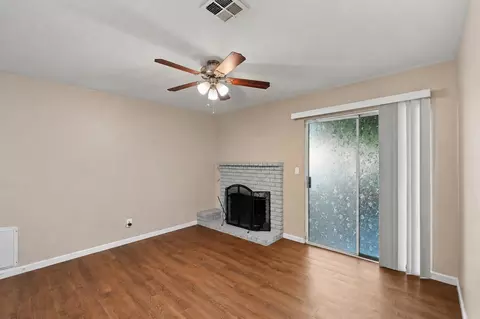 Living - 1820 Chesapeake Ave, Modesto, CA 95358 photo 5 of 8