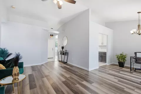 905 Herring Ave, Rio Linda, CA 95673