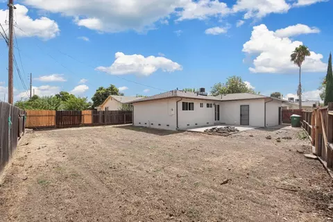 Exterior - 3205 E Marsh St, Stockton, CA 95205 photo 6 of 14