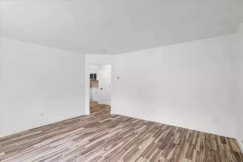 Living - 3033 Radnor Way, Modesto, CA 95350 photo 5 of 5