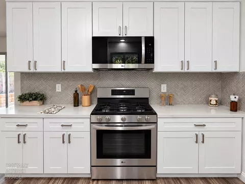Kitchen - 3033 Radnor Way, Modesto, CA 95350 photo 3 of 7