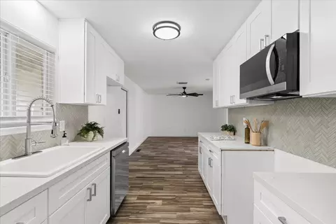 Kitchen - 3033 Radnor Way, Modesto, CA 95350 photo 1 of 7