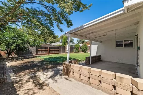 Exterior - 3033 Radnor Way, Modesto, CA 95350 photo 7 of 11