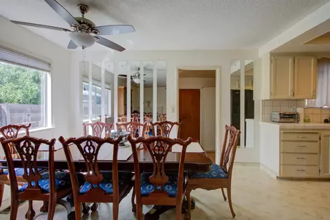 Dining - 3324 Colonial Dr, Modesto, CA 95350 photo 4 of 5