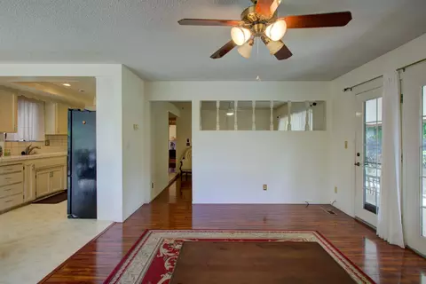 Living - 3324 Colonial Dr, Modesto, CA 95350 photo 1 of 6