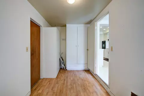 Entry Way - 3324 Colonial Dr, Modesto, CA 95350 photo 1 of 4
