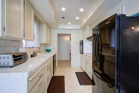 Kitchen - 3324 Colonial Dr, Modesto, CA 95350 photo 6 of 6