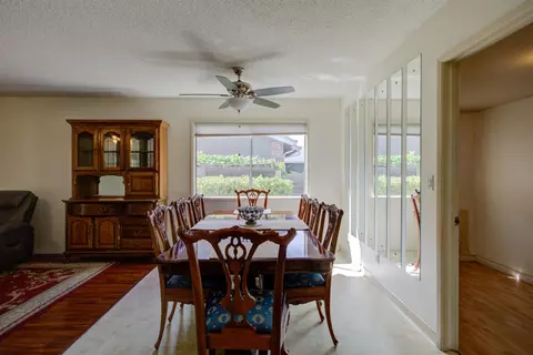 Dining - 3324 Colonial Dr, Modesto, CA 95350 photo 3 of 5