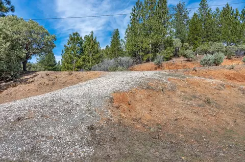 5776 Prospector Ln, Murphys, CA 95247 photo 4