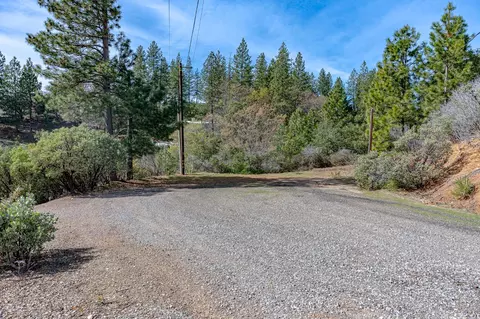 5776 Prospector Ln, Murphys, CA 95247 photo 3