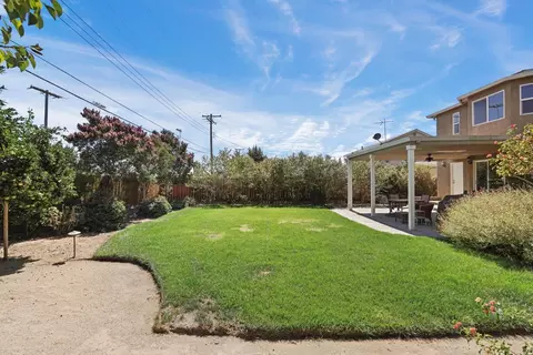 Exterior - 150 S Corinth Ave, Lodi, CA 95242 photo 10 of 10