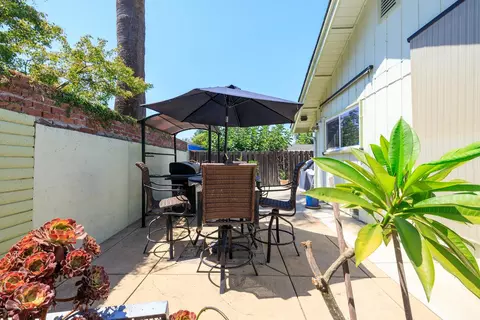Exterior - 404 W Rumble Rd, Modesto, CA 95350 photo 8 of 9