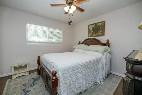 Bedroom - 404 W Rumble Rd, Modesto, CA 95350 photo 2 of 4
