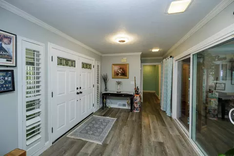Entry Way - 404 W Rumble Rd, Modesto, CA 95350 photo 2 of 5