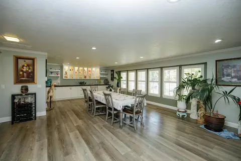 Dining - 404 W Rumble Rd, Modesto, CA 95350 photo 1 of 4